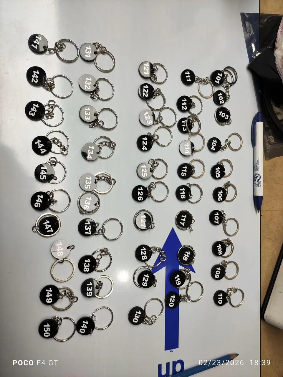 Llaveros numerados fabricados a la medida