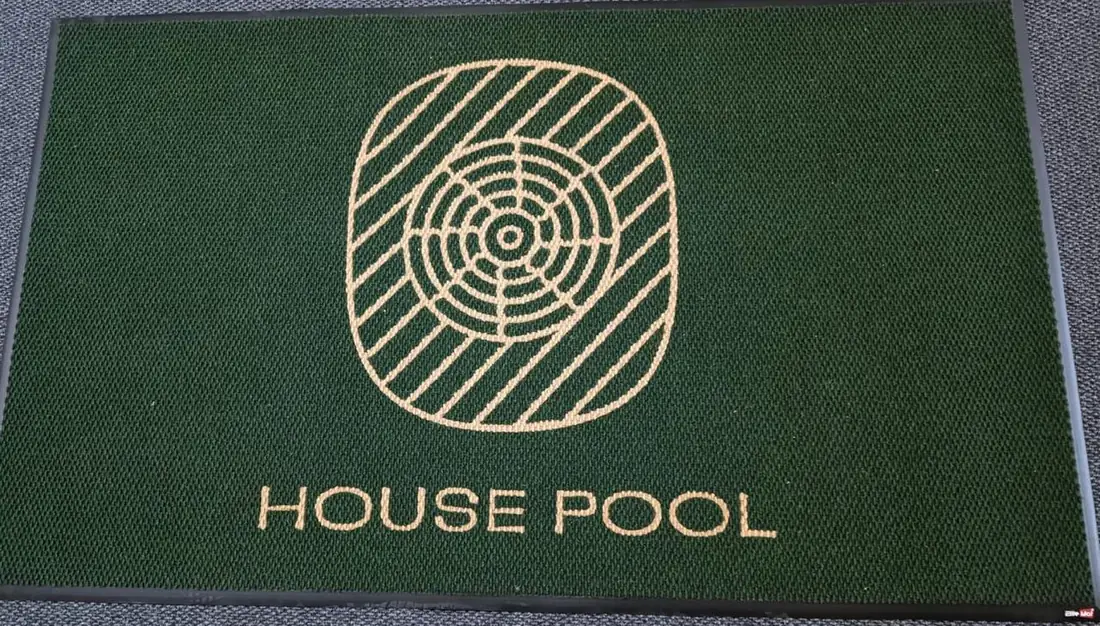 Tapete de alfombra personalizado de House Pool
