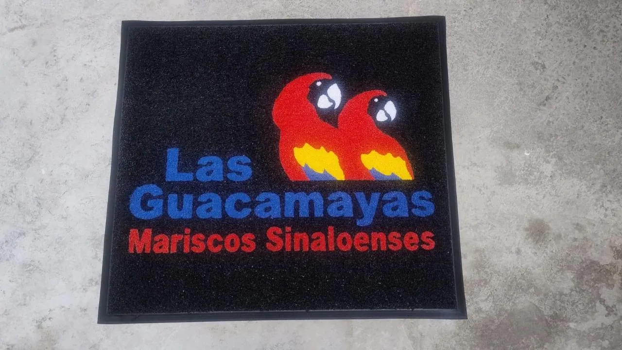 Tapete de rizo de Las Guacamayas Mariscos Sinaloenses