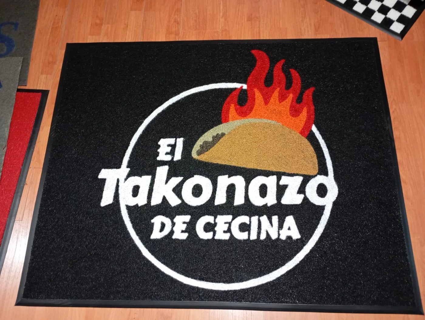 Tapete de rizo de El Takonazo de Cecina