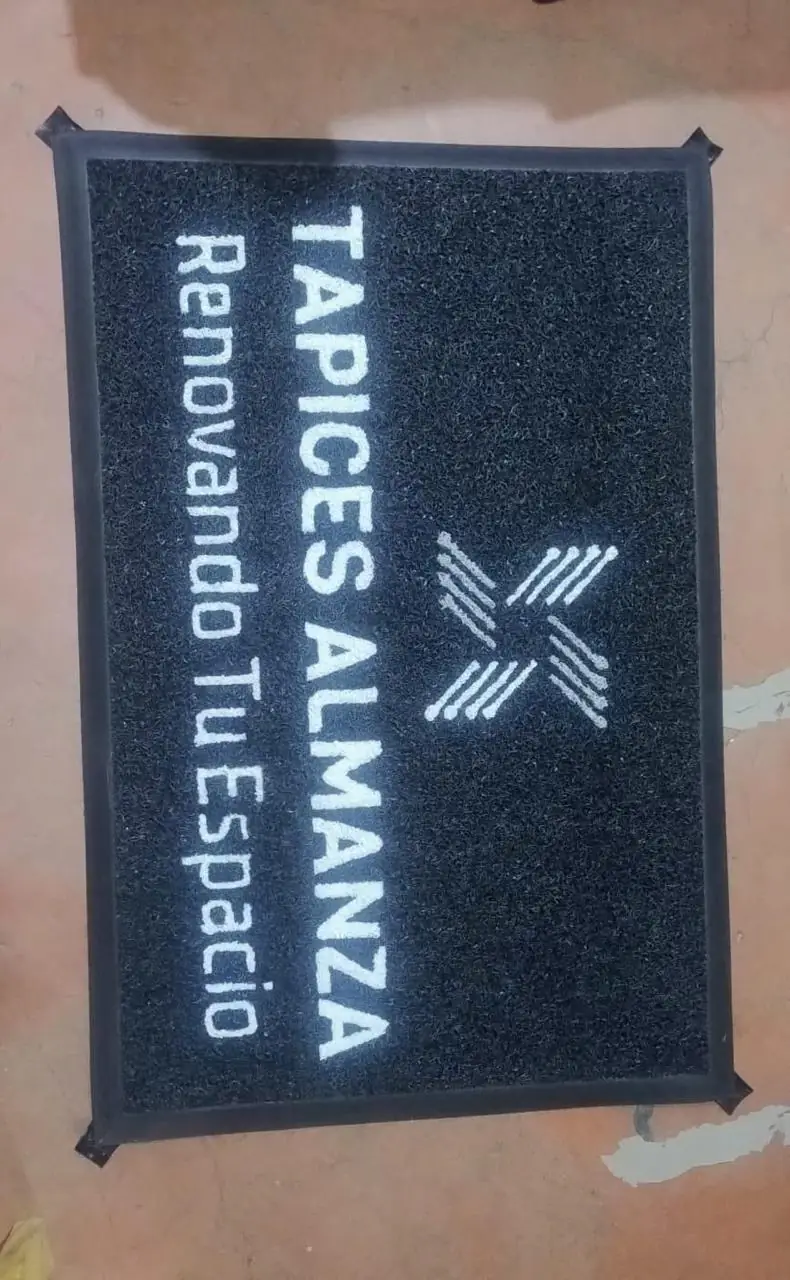 Tapete de rizo personalizado de Tapices Almanza